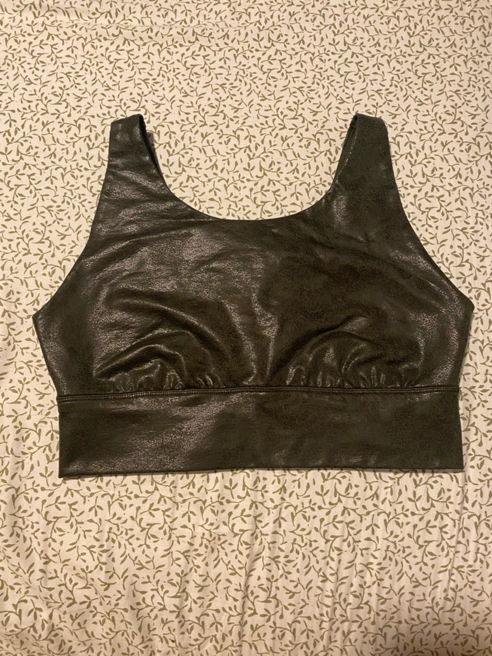 Aerie Offline The Hugger Crackle Sports Bra